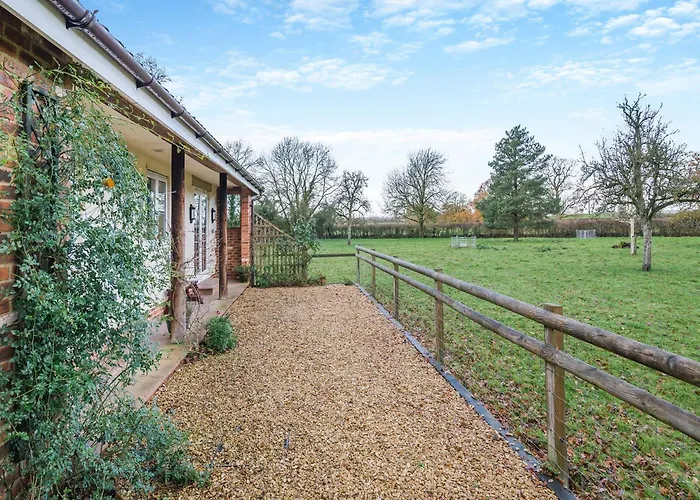 Paddock Barn