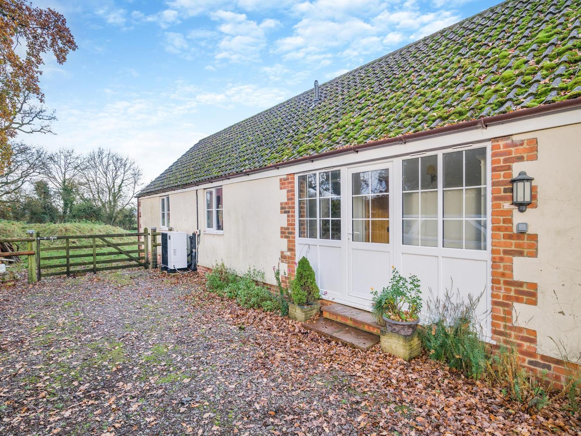 Paddock Barn North Nibley